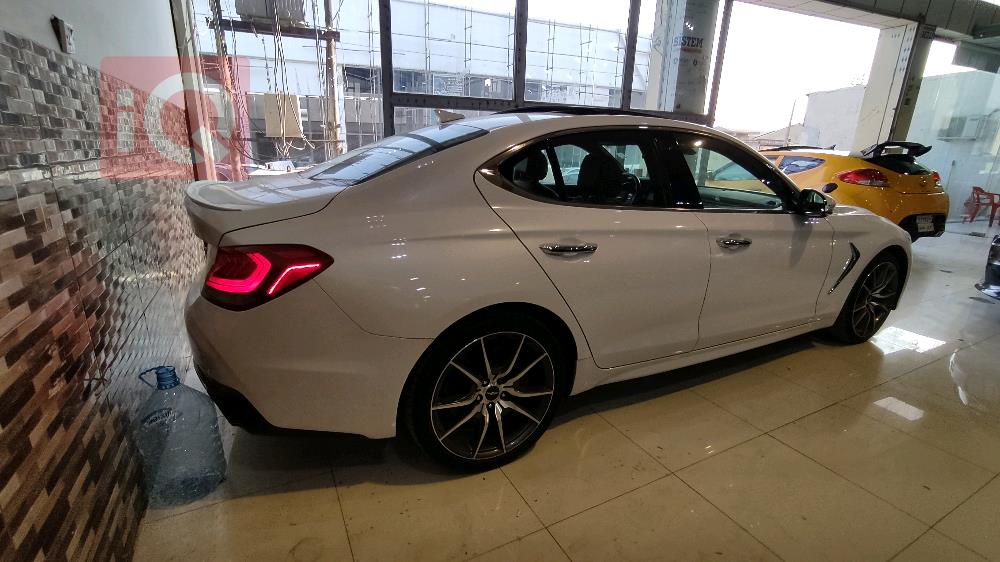 Genesis G70